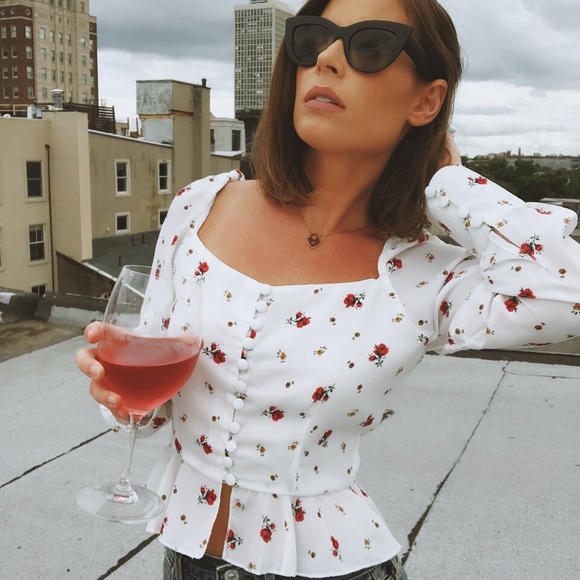 Tops - 🆕Misty Ditsy Floral Puffy Sleeve Shoulder Top